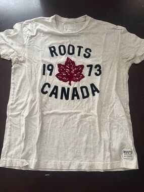 Roots Light Gray Tee with Navy Text and Maroon Maple Graphic